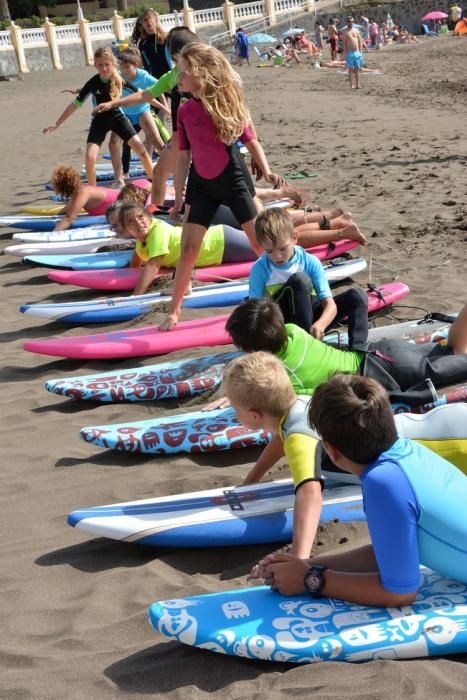 SURF PARA NIÑOS SALINETAS