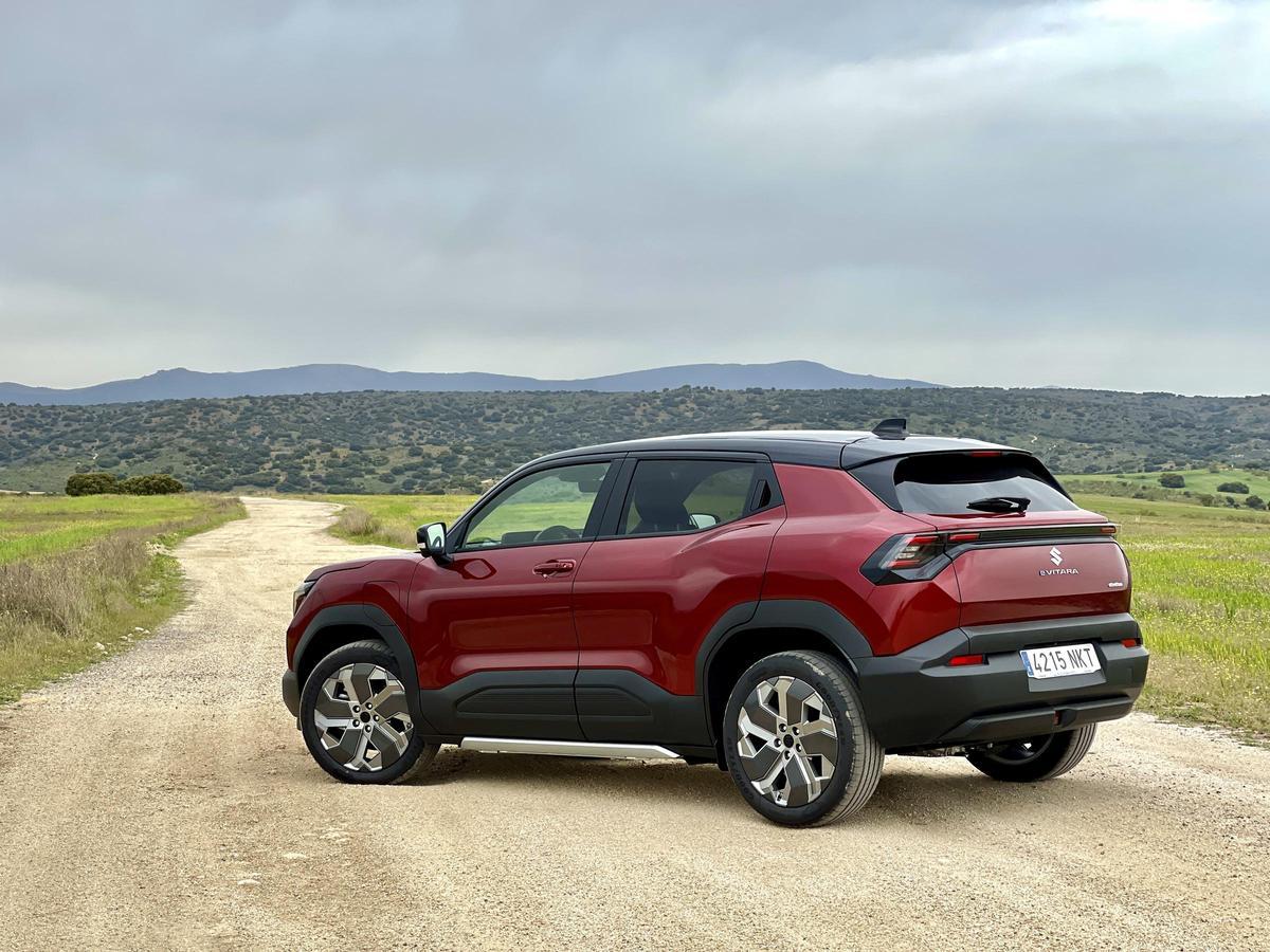 El Suzuki eVitara ofrece modos de conducción ECO, NORMAL y SPORT