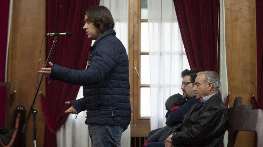 El principal acusado, durante su interrogatorio ayer en la Audiencia Provincial. // Brais Lorenzo