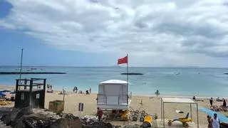 Prohibido el baño en Playa Dorada por contaminación en el agua