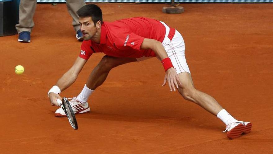 Nadal y Djokovic avanzan en el Open de Madrid