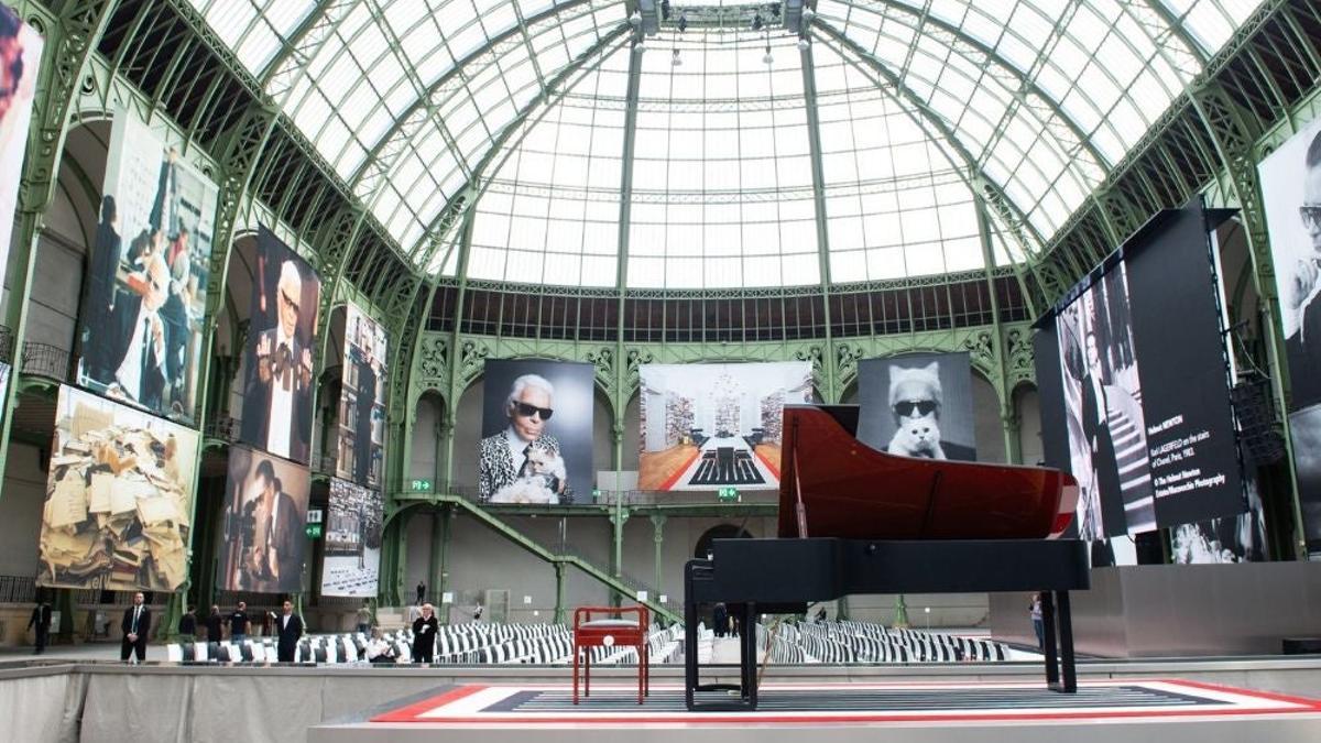 Chanel, Fendi y Karl Lagerfeld conmemoran al 'káiser' con un homenaje en conjunto