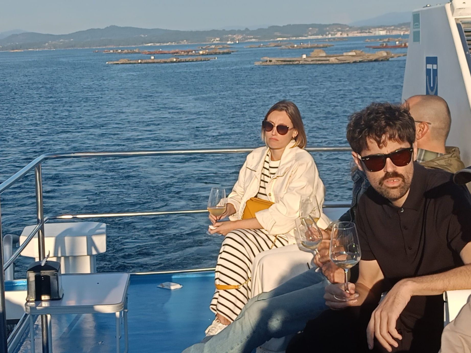 La ruta de «Viños singulares polo mar» a bordo del catamarán «Gran Cormorán Jet», esta tarde-noche.