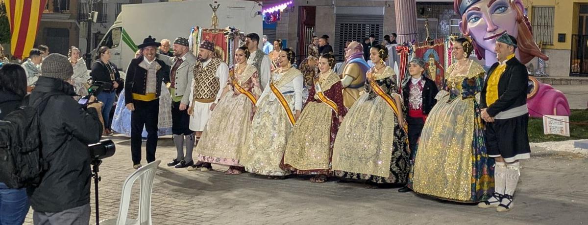 Miles de personas llenaron de alma fallera Gilet y Faura