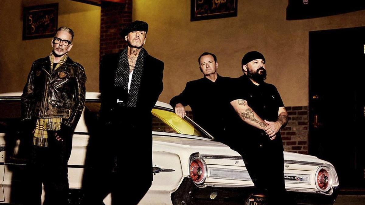Social Distortion nunha imaxe promocional.