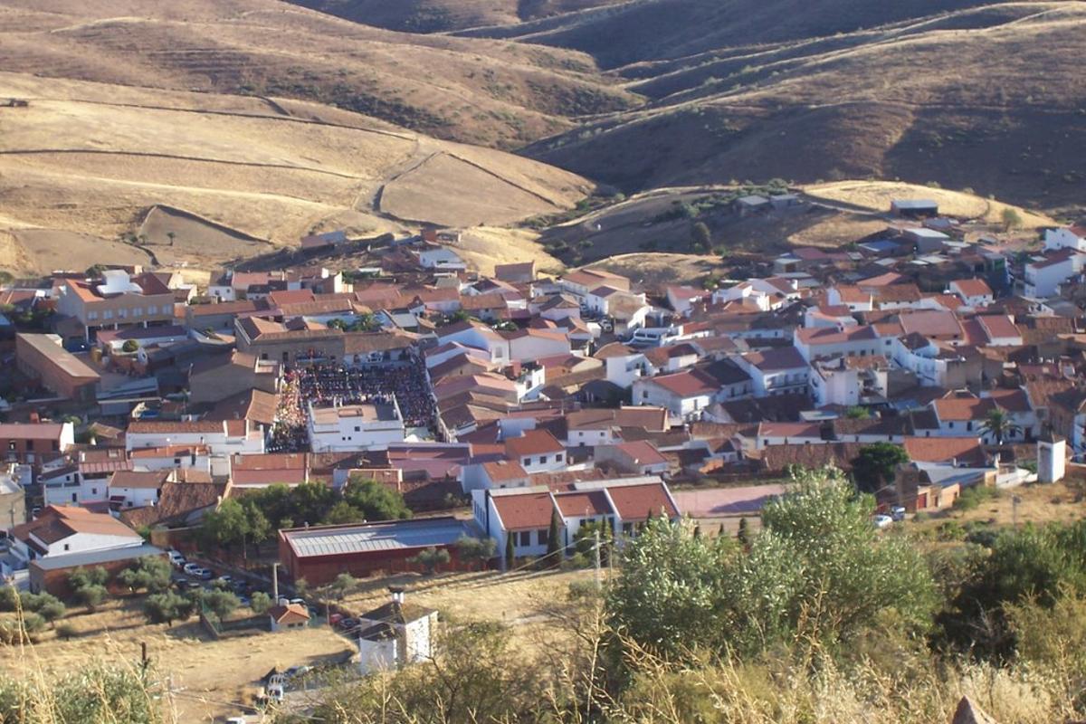 Esparragosa de Lares.