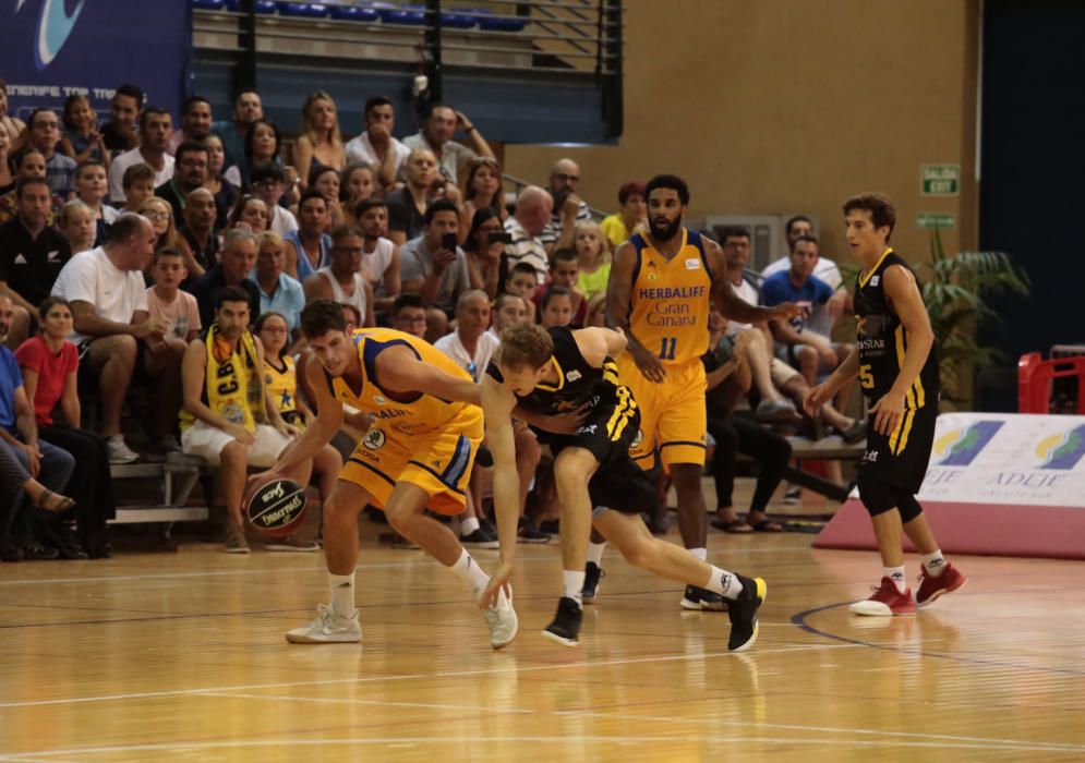 Delia Padrón Partido de pretemporada Iberostar Tenerife - Herbalife Gran Canaria