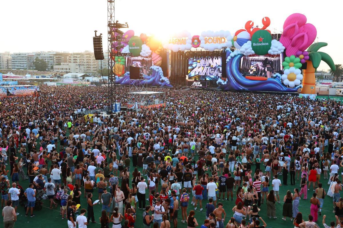 02/08/26. Burriana. CUARTA JORNADA ARENAL SOUND DE BURRIANA Necesitamos fotos de grupos de gente para hacer una amplia galería. Os dejo horarios para que podáis acudir cuando podáis