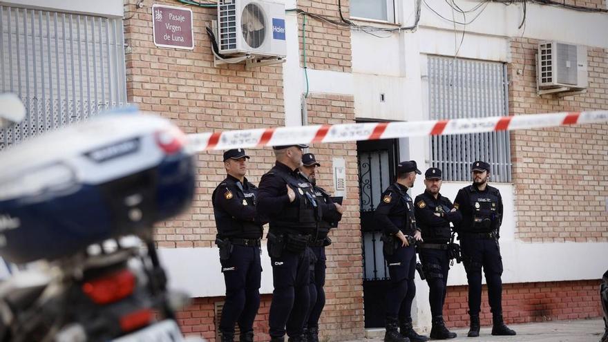 El asesino de Tulia en Córdoba acudió el sábado a su vivienda armado con un martillo, pero nadie solicitó el ingreso en prisión