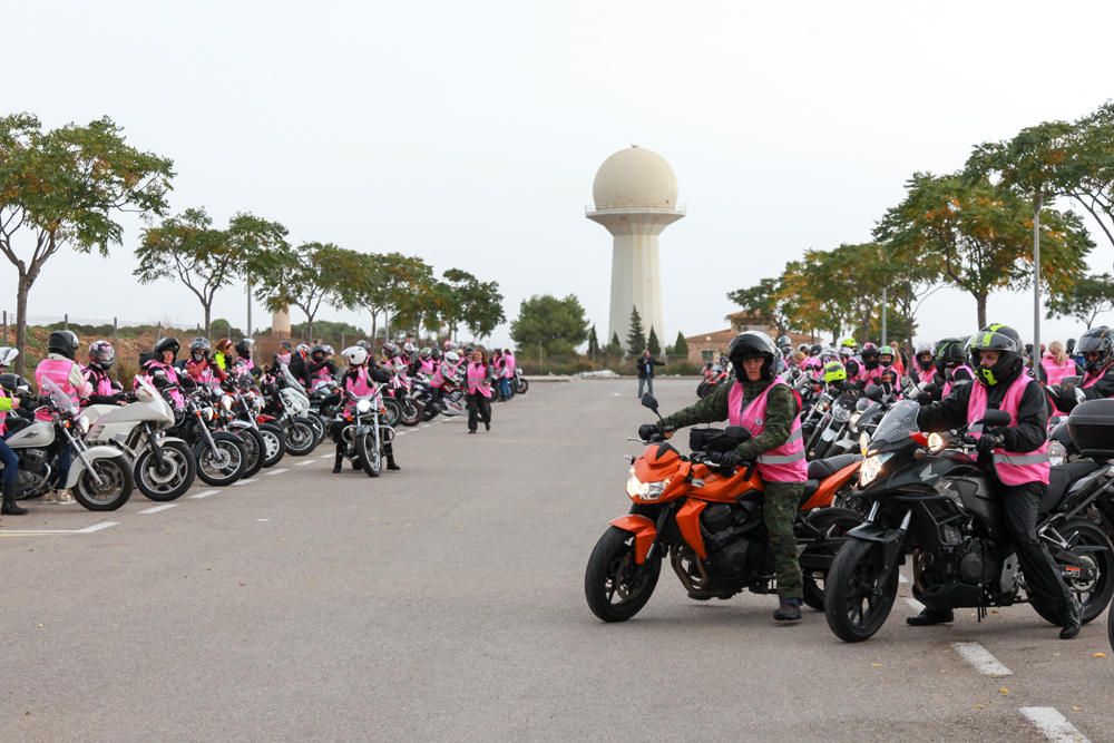 Ruta Motera "Chalecos rosas" contra el cáncer