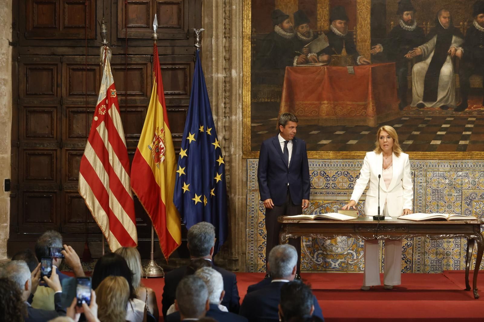 Toma de posesión de los nuevos consellers de Mazón