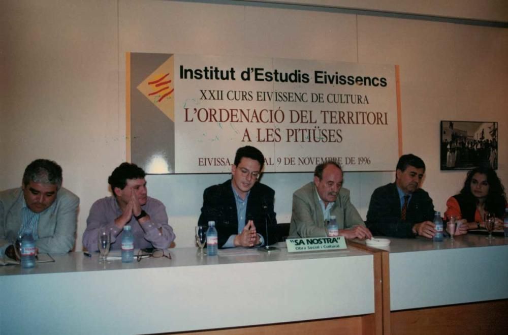 Celebración de la vigésimo segunda edición del Curs Eivissencs de cultura de 1996.