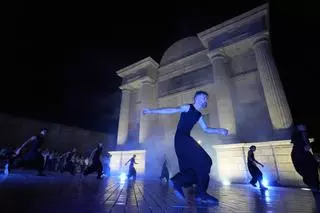 Las Noches del Patrimonio desbordan la noche cordobesa: gladiadores, castratis, Averroes y Cervantes