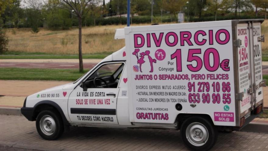 El Supremo no ampara a las &quot;divorcionetas&quot;: valida las críticas por publicidad engañosa de servicios a 150 euros