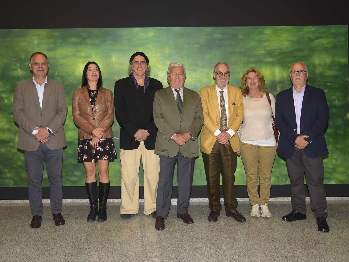 Autoridades en la inauguración.