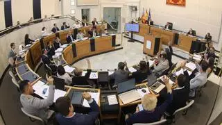 Cambio de roles: el PSPV presiona ahora al PP con las competencias impropias de la Diputación de Alicante