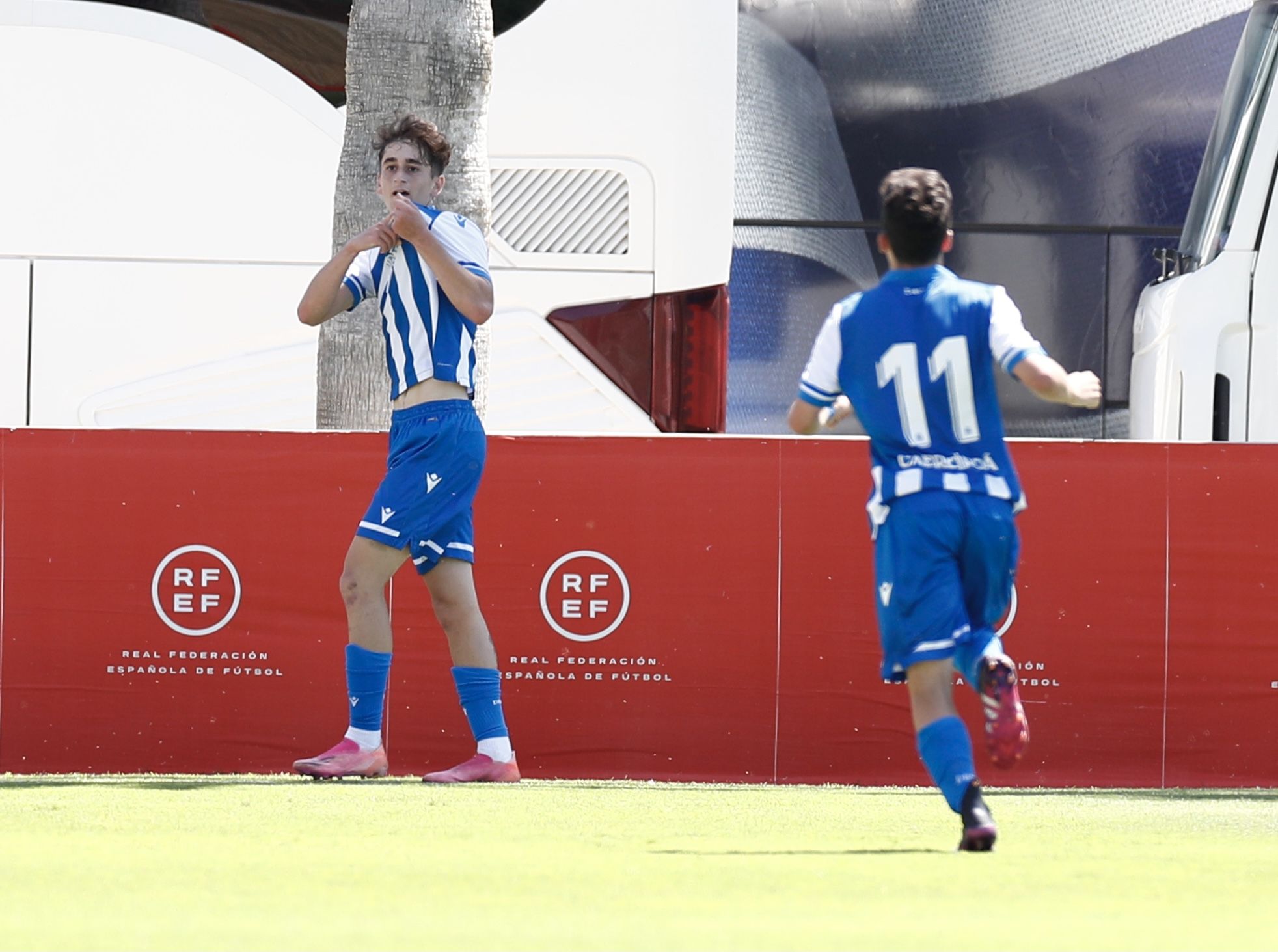 El Dépor le gana al Barcelona la final de la Copa de Campeones y es el mejor juvenil de España