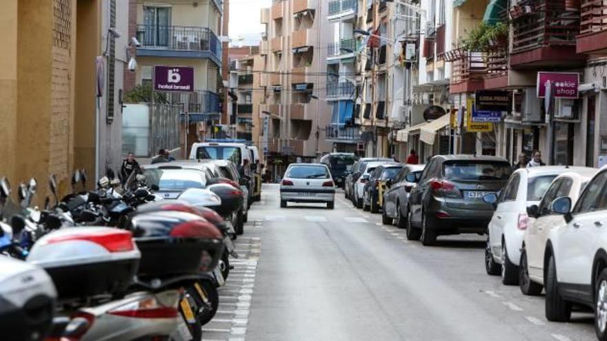 La calle Maravall de Benidorm que, a partir del 3 de enero, cambiará de sentido.