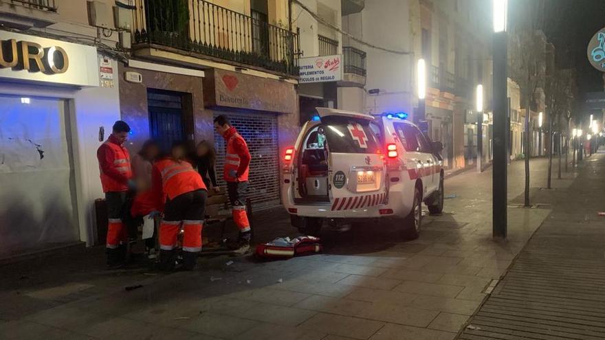 Tres heridos en sendas reyertas la noche de carnaval en Badajoz