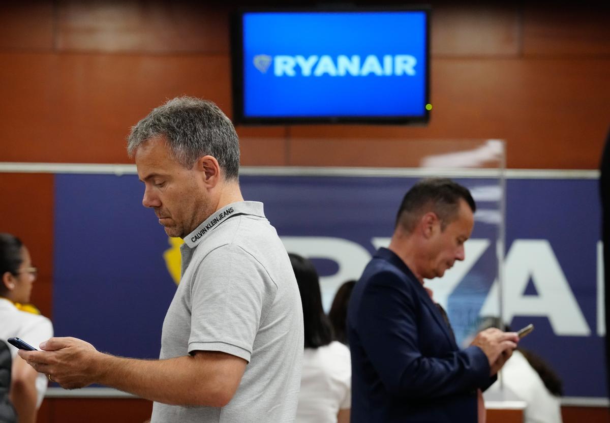 Vaga a Ryanair: Els tripulants anuncien 12 dies més d’aturades al juliol