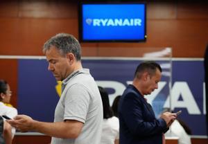 Vaga a Ryanair: Els tripulants anuncien 12 dies més d’aturades al juliol