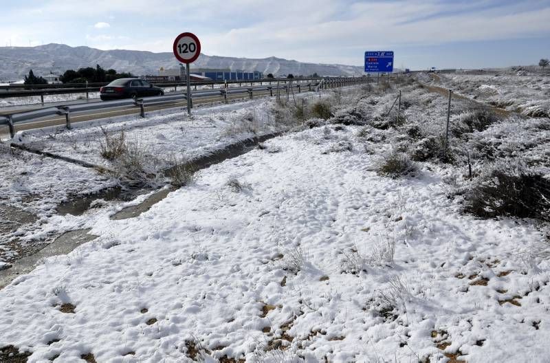 Fotogalería: Un manto blanco cubre gran parte de Aragón