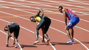 Bolt, a punto de recibir el último testigo del 4x100 jamaicano.