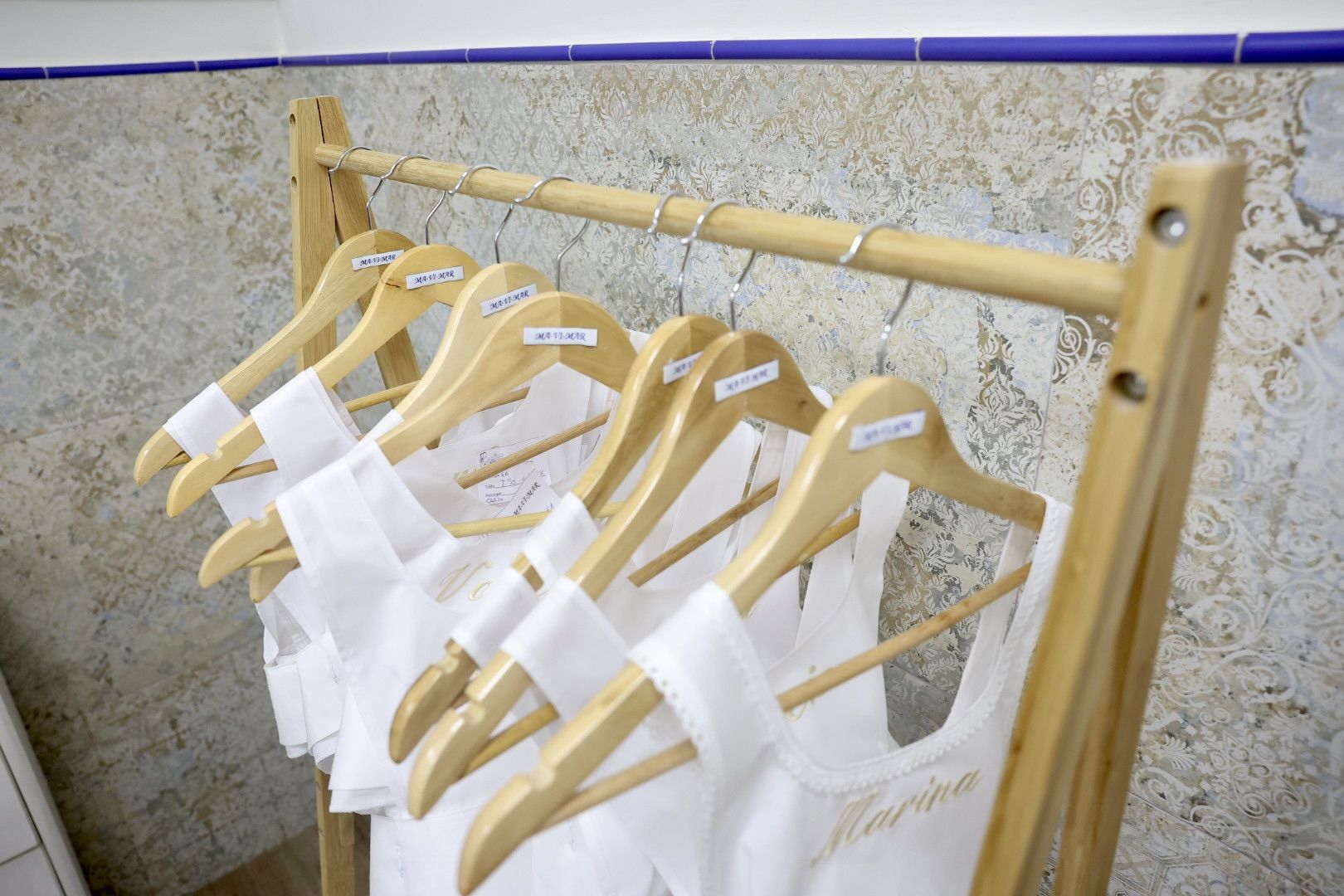 La indumentaria acelera: medidas para falleras mayores y cortes en Mavimar