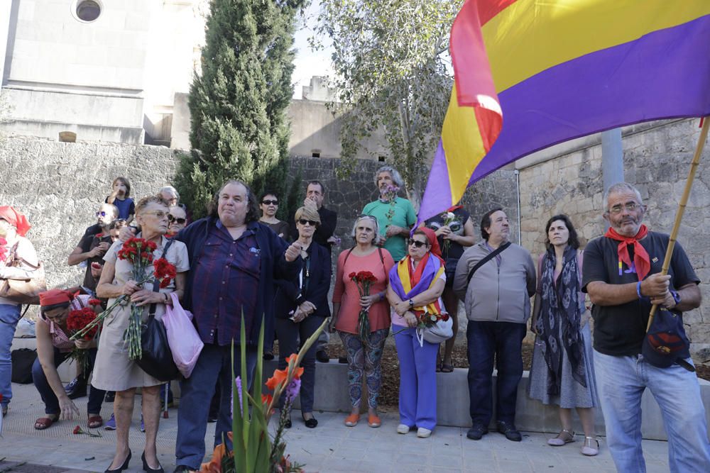 Rund um den 1. November besuchten die Mallorquiner die Friedhöfe auf der Insel, um ihrer Angehörigen zu gedenken.