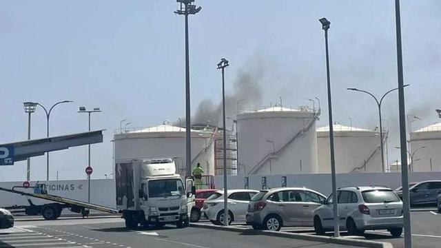 Un mort i dos ferits greus després d’una explosió en una nau industrial a Telde, a Gran Canària