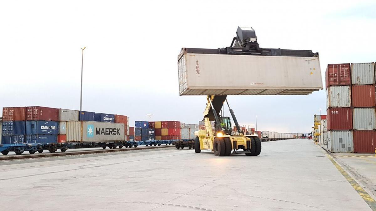 La Terminal Intermodal de Monzón crece un 8% y consolida su oferta