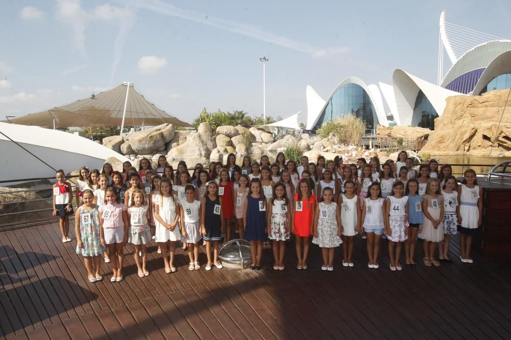 Las candidatas a la Corte de Honor Infantil, en l'Oceanogràfic