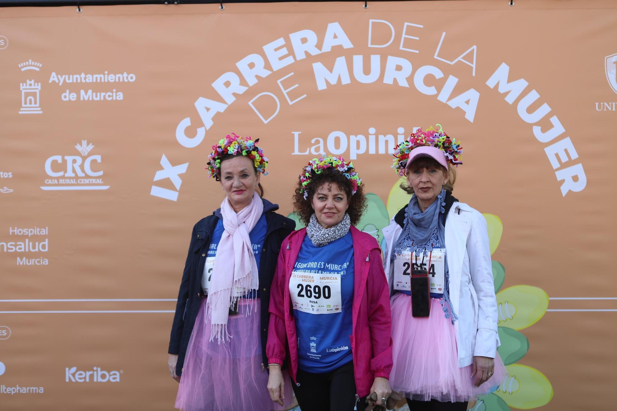 Carrera de la Mujer: así han posado las corredoras en el photocall antes de la salida