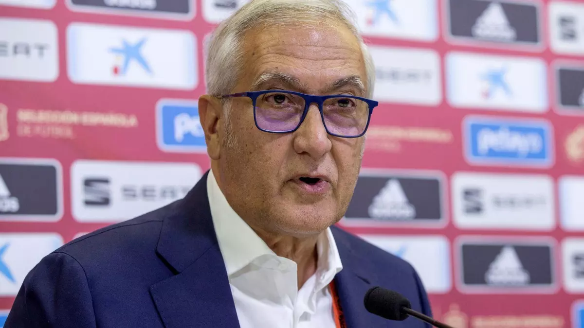 Las tres personas que elegirán a los árbitros de los partidos esta temporada