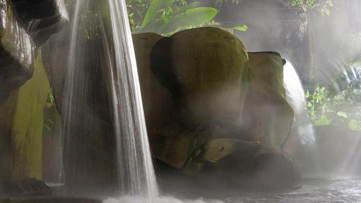 Cascada termal en La Fortuna