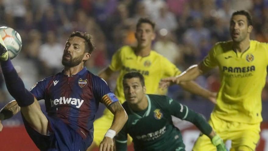 Levante y Villarreal se enfrentan en un amistoso