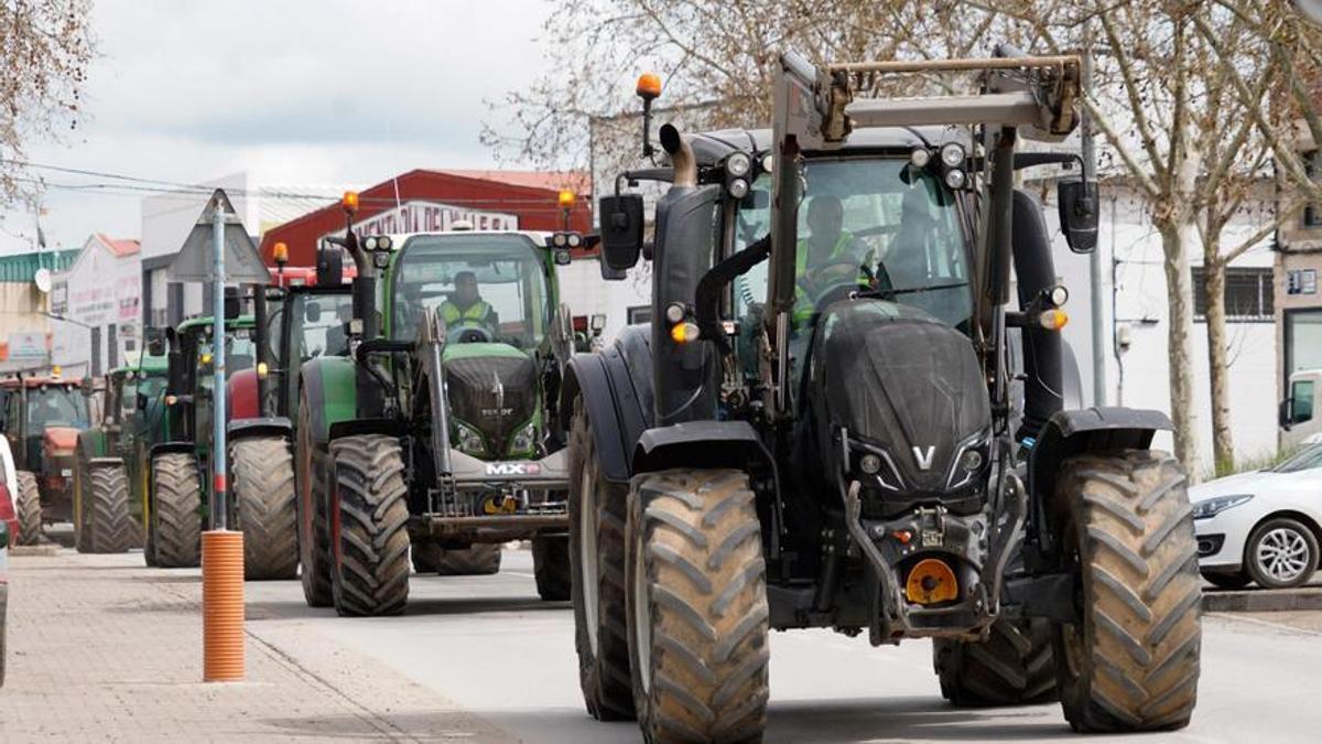 Tractorada de protesta de los agricultores cordobeses.