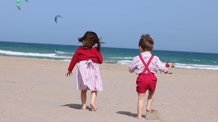 Mamás influencers de Alicante dan los looks para la moda infantil de esta primavera