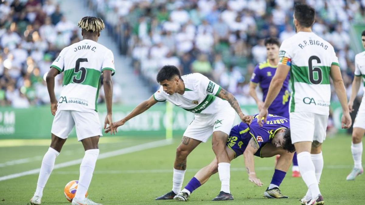 El Málaga CF salió derrotado de Elche, su última visita del curso.