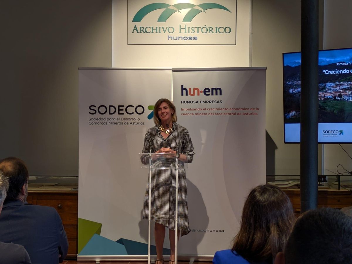Eva Pando, directora de la Fundación de Caja Rural de Asturias, durante su intervención