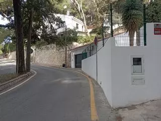 Inseguridad peatonal en Pinares de San Antón