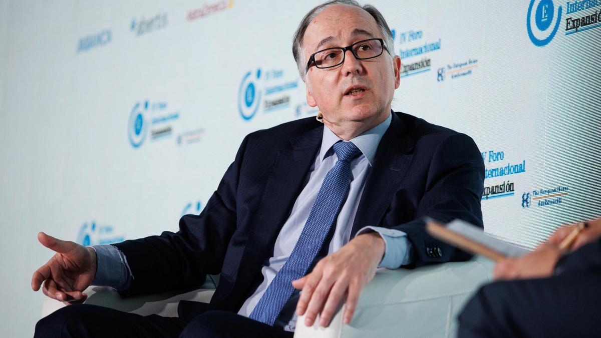 Archivo - El CEO de International Airlines Group, Luis Gallego.