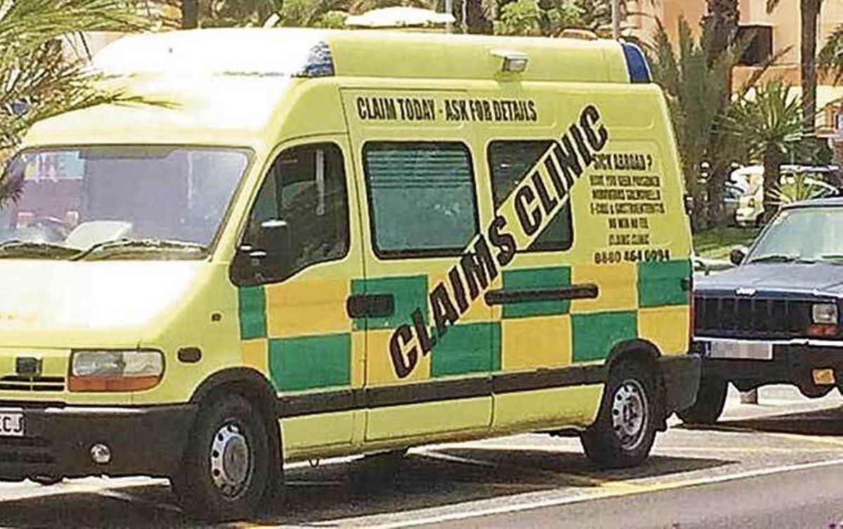 Imputan a dos hermanos de Laura Cameron por las estafas a hoteles