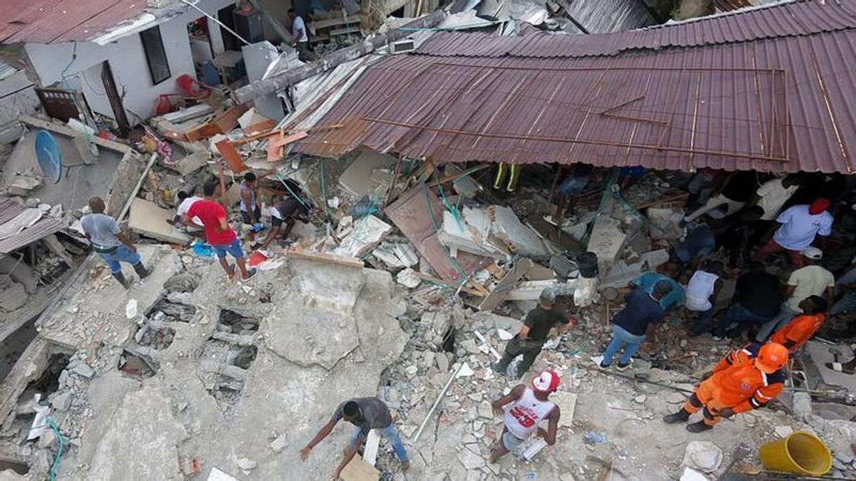 En imágenes | Un potente terremoto sacude Colombia