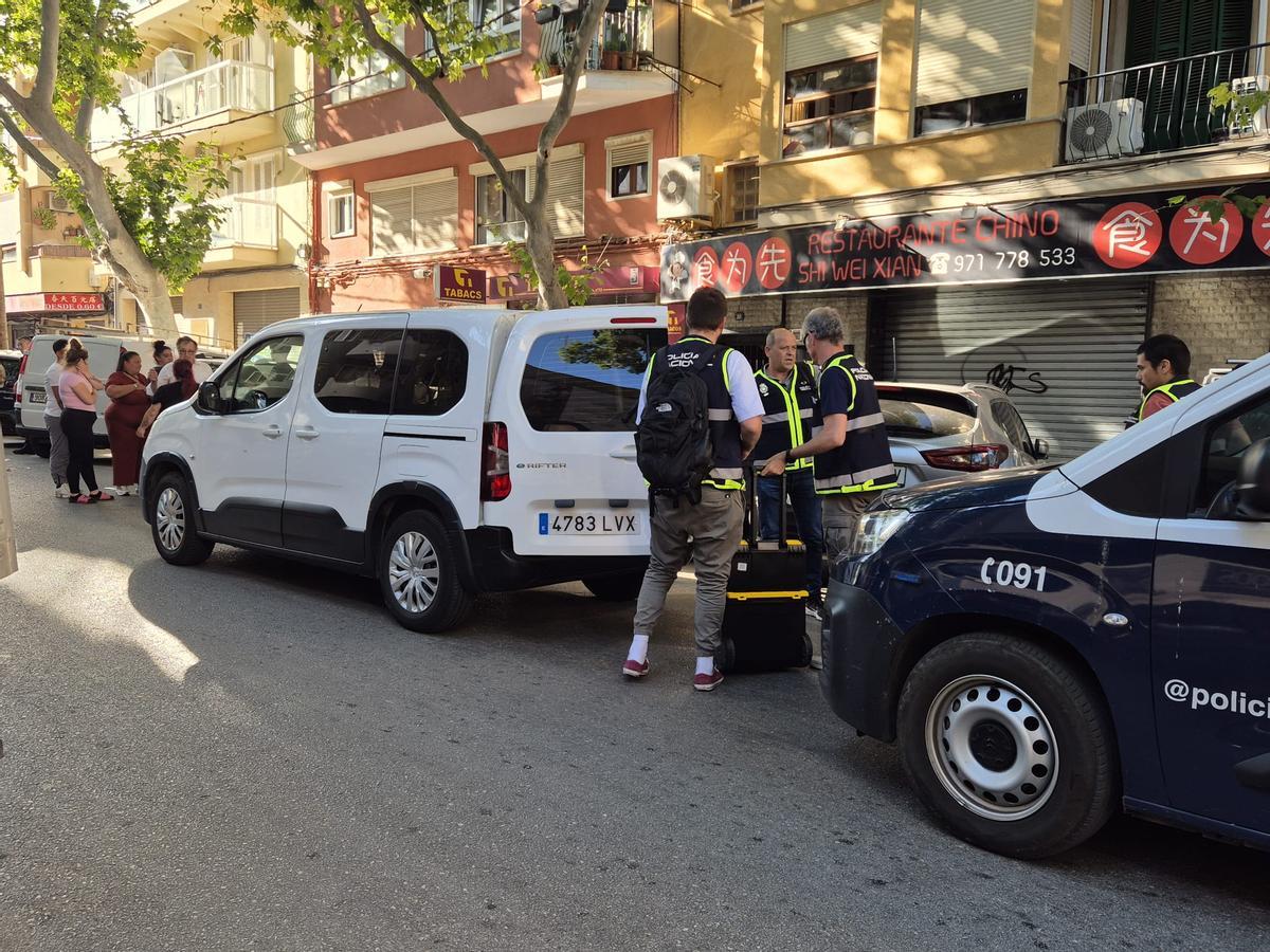 Investigan un presunto asesinato en el barrio de Pere Garau de Palma Investigan un presunto asesinato en el barrio de Pere Garau de Palma