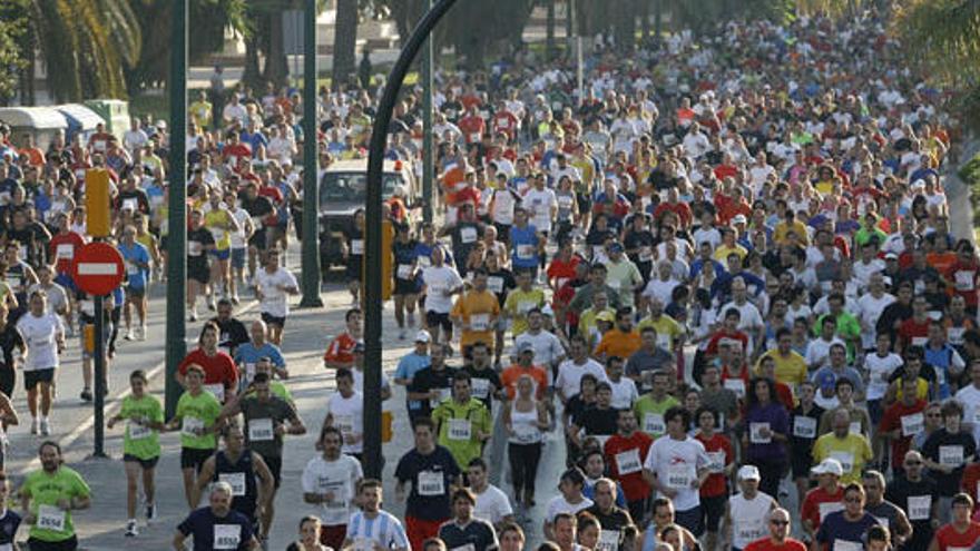 Más de 17.700 corredores en la &#039;Carrera Urbana Ciudad de Málaga&#039;