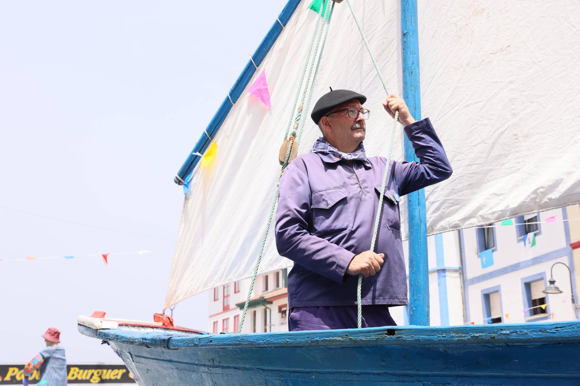 EN IMÁGENES: así fue el día de L'Amuravela en Cudillero