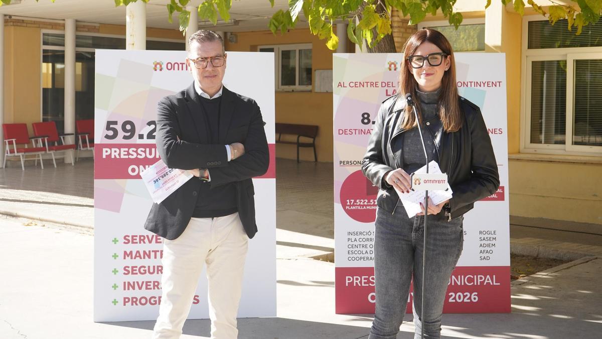 Pablo Úbeda y Paula Soler, en la presentación del presupuesto destinado a gasto social.