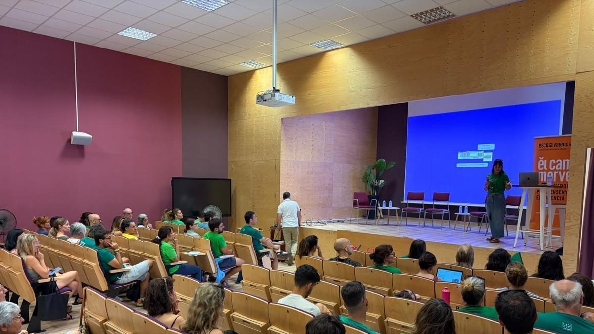 Participantes durante la jornada.