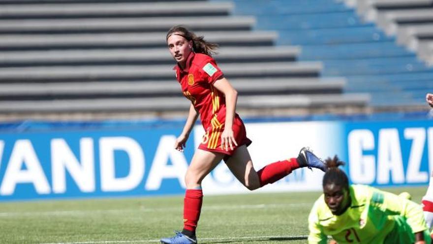 España, a cuartos de final con un gol de Eva Navarro